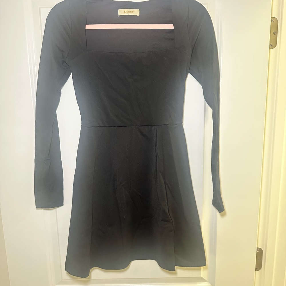 Black Long-Sleeve Square-Neck Dress - Classic Women’s Style medium guc